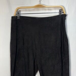 🧇 Susan Dell Italian made black suede side zip flat front trousers